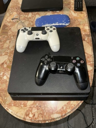 Sony playstation slim - 4, go