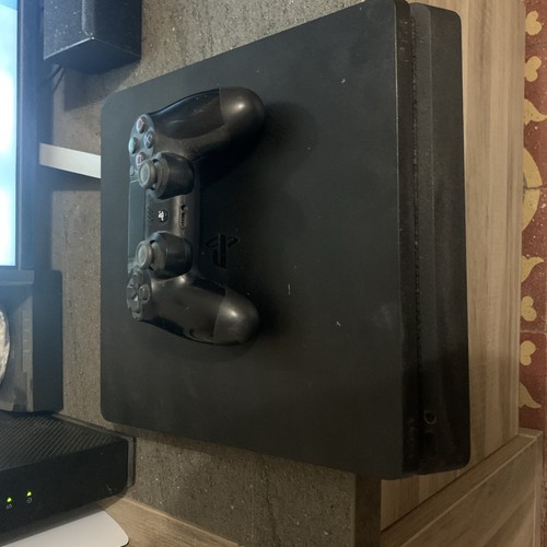 Playstation - 4,